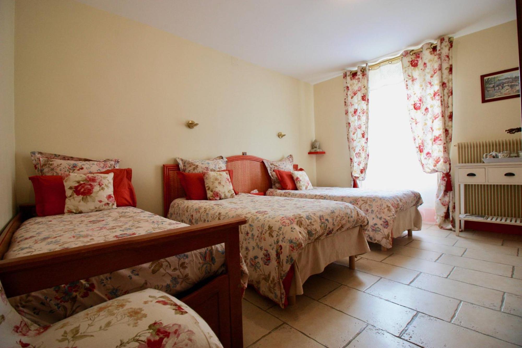 Aggarthi Bed And Breakfast Bayeux Room photo